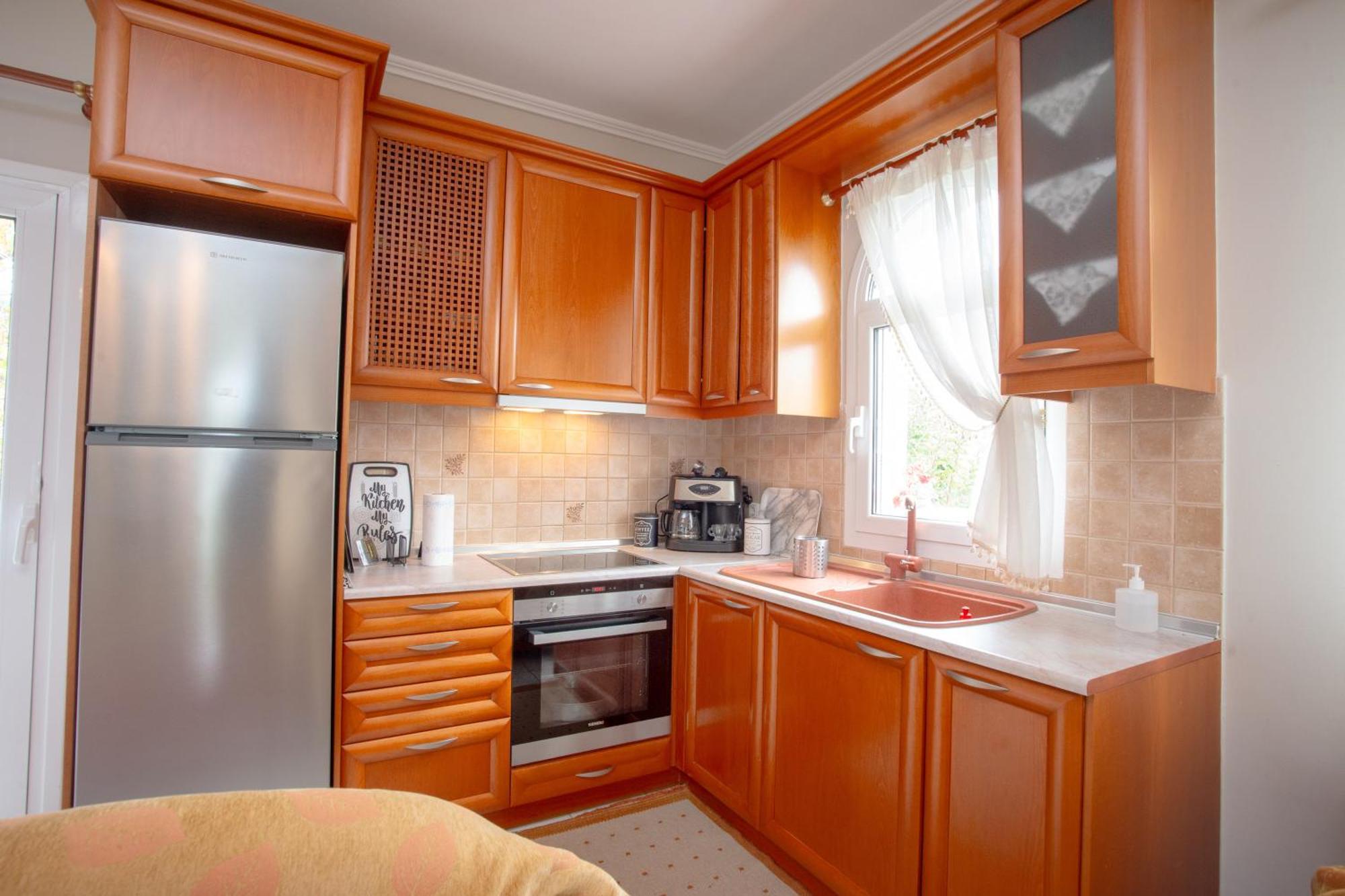 Private 6-Bdrm Villa With Garden 150M To Beach 파라디소스 외부 사진